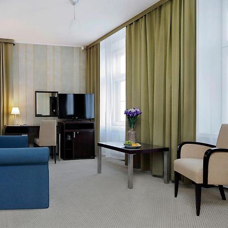 Hestia Hotel Maestro Old Town Tallinn Bagian luar foto