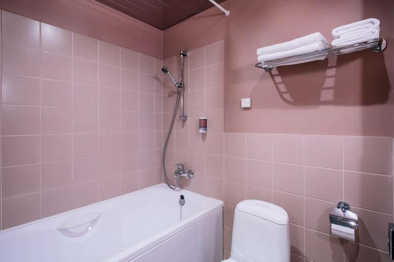 Hestia Hotel Maestro Old Town Tallinn Bagian luar foto